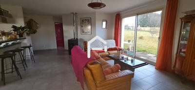 Maison - 104 m² - 5 pièces