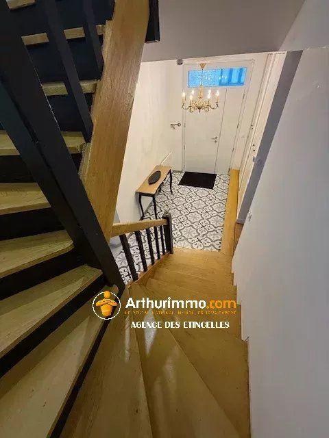 Maison - 182 m² - 6 pièces