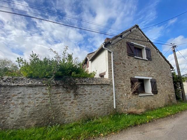 Maison - 98 m² - 4 pièces