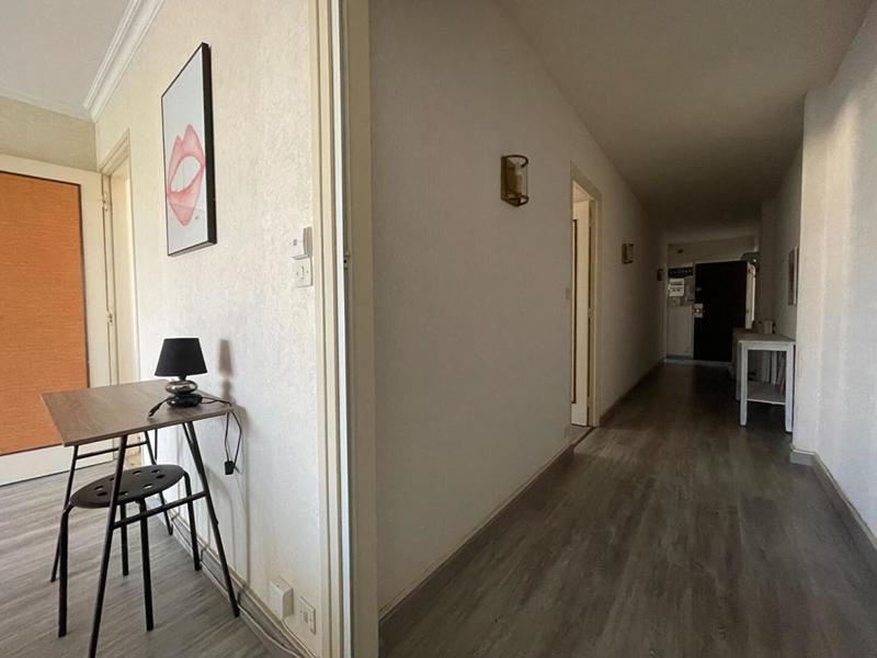 Appartement - 100 m² - 5 pièces