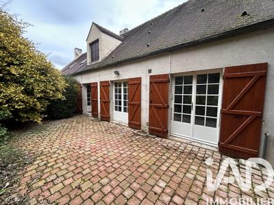 Maison - 144 m² - 7 pièces