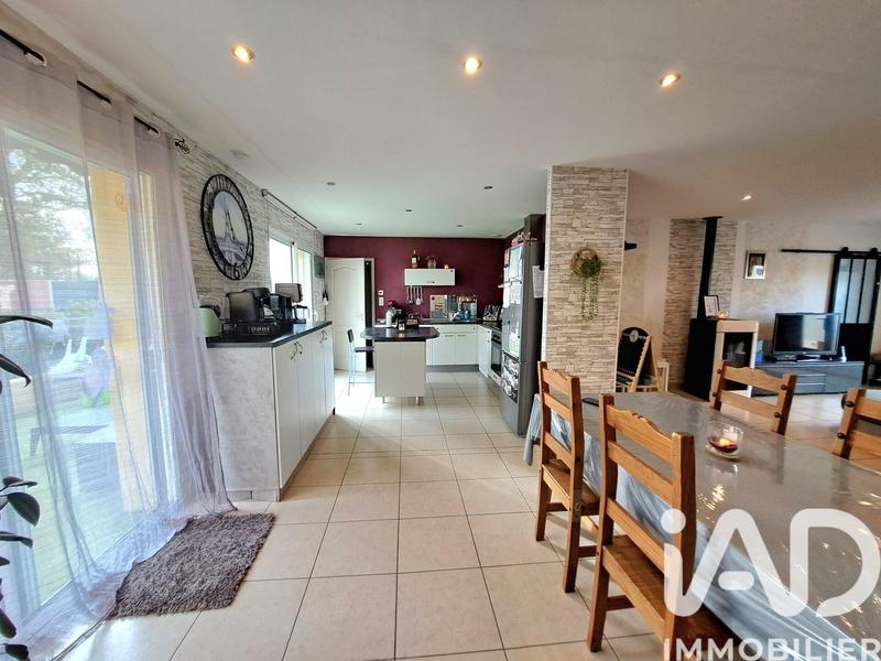 Maison - 148 m² - 7 pièces