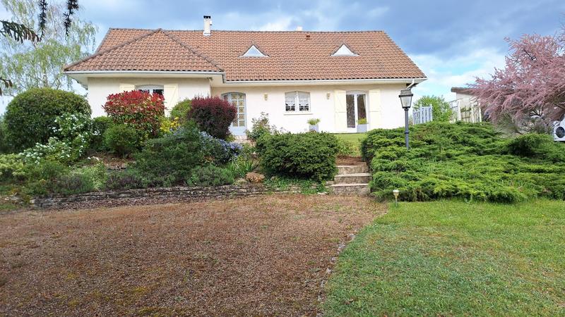 Maison - 159 m² - 7 pièces