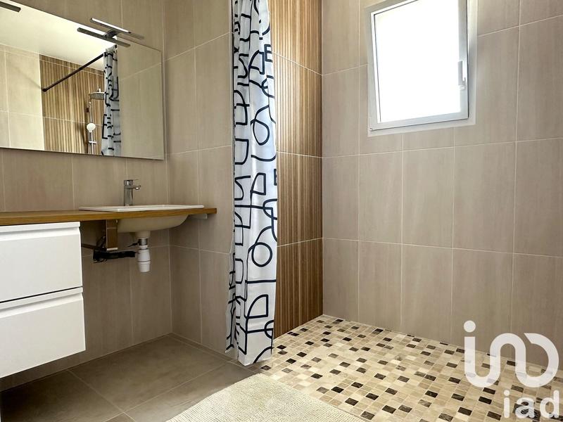 Maison - 93 m² - 4 pièces