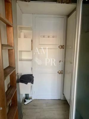 Studio - 9 m² - 1 pièce