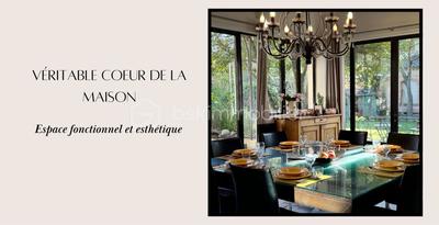 Demeure - 400 m² - 9 pièces