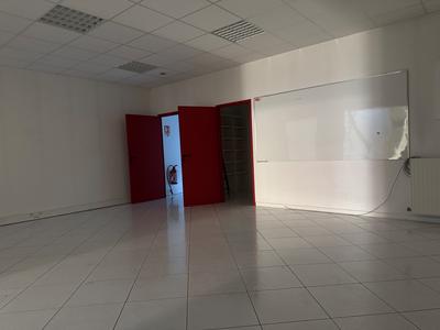 Bureau - 310 m² - 1 pièce