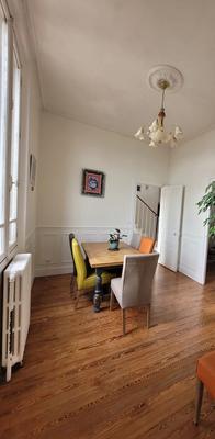 Maison - 231 m² - 9 pièces