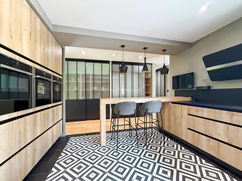 Maison - 153 m² - 6 pièces