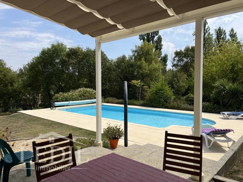 Maison - 135 m² - 5 pièces