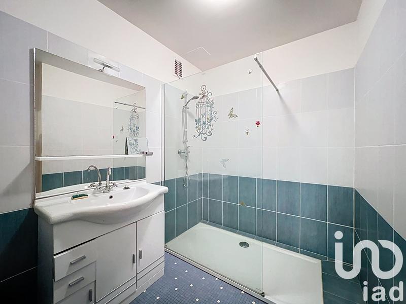 Maison - 186 m² - 10 pièces