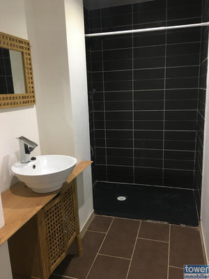 Maison - 220 m² - 4 pièces