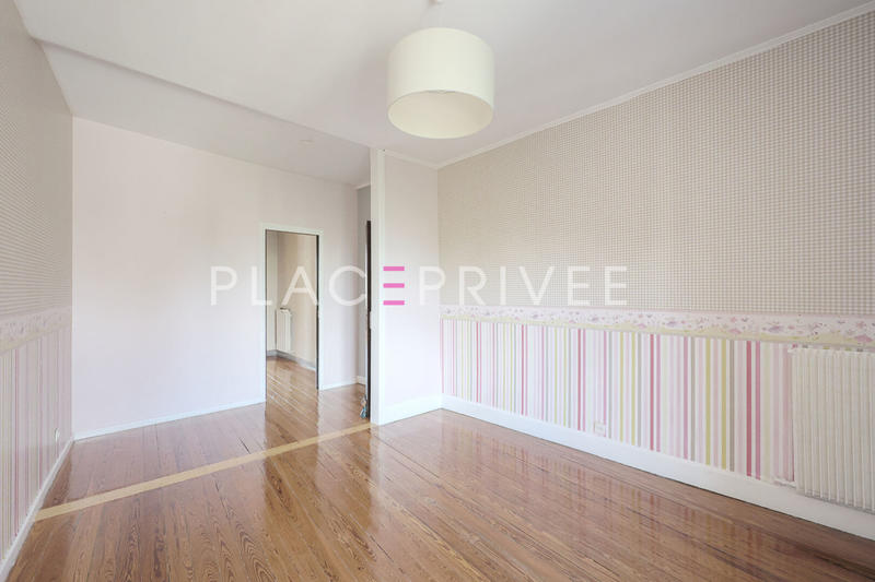 Appartement - 107 m² - 4 pièces