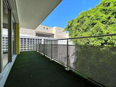 Appartement - 87 m² - 4 pièces