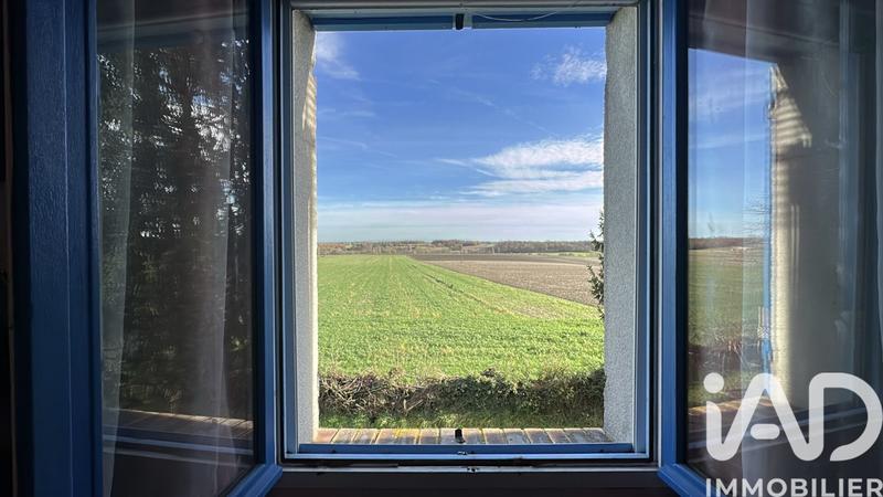 Maison - 243 m² - 8 pièces