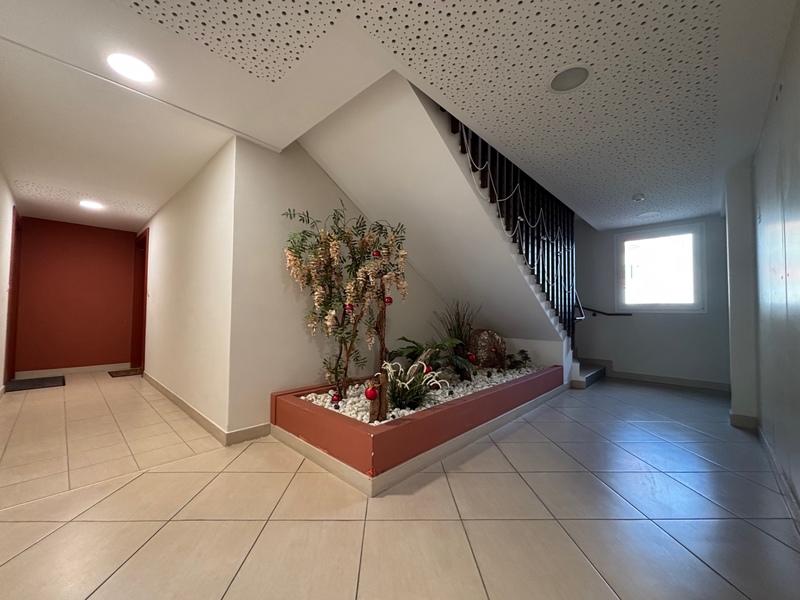 Appartement - 94 m² - 4 pièces