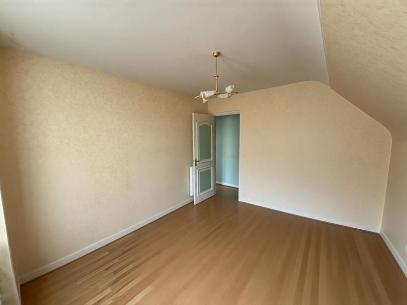 Maison - 97 m² - 5 pièces