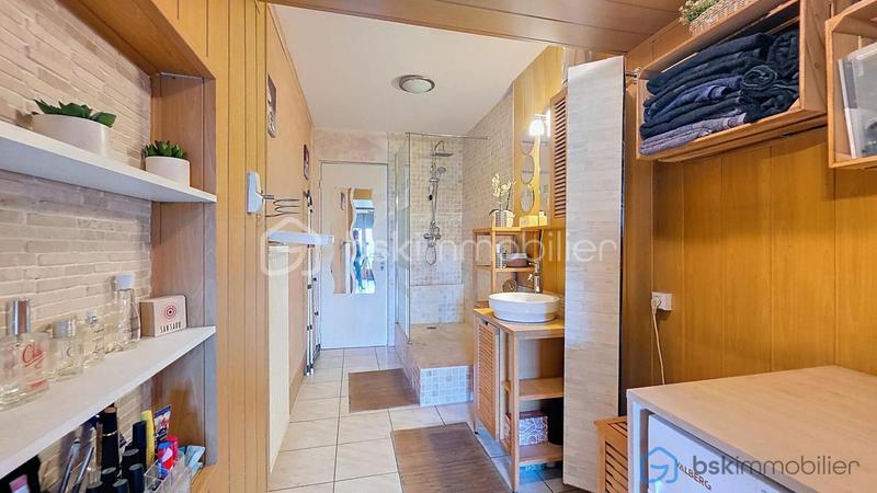 Maison traditionnelle - 105 m² - 7 pièces