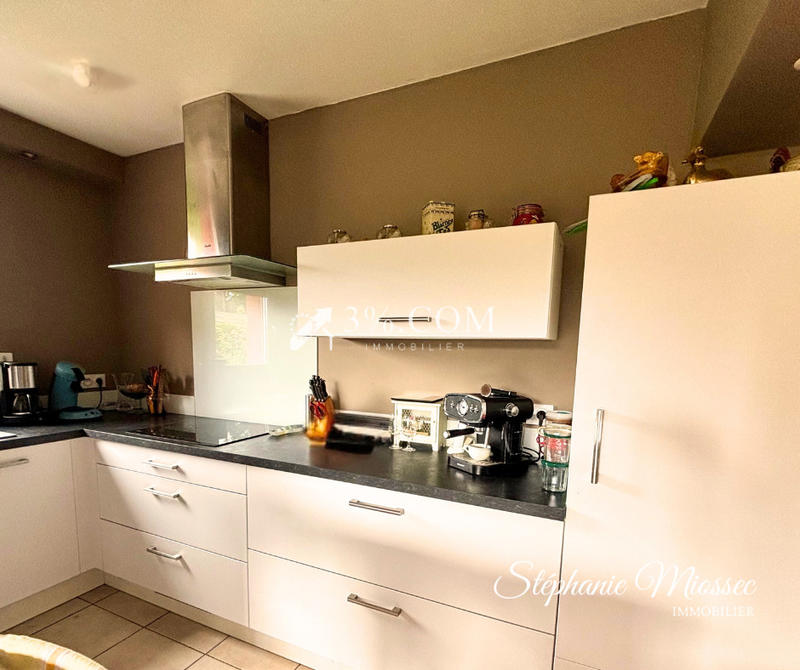 Maison traditionnelle - 132 m² - 6 pièces