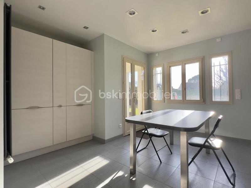 Maison traditionnelle - 130 m² - 6 pièces