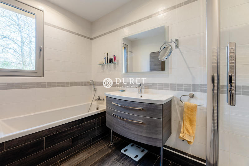 Maison ancienne - 208 m² - 6 pièces