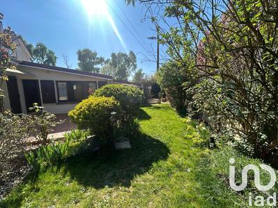 Maison - 96 m² - 4 pièces