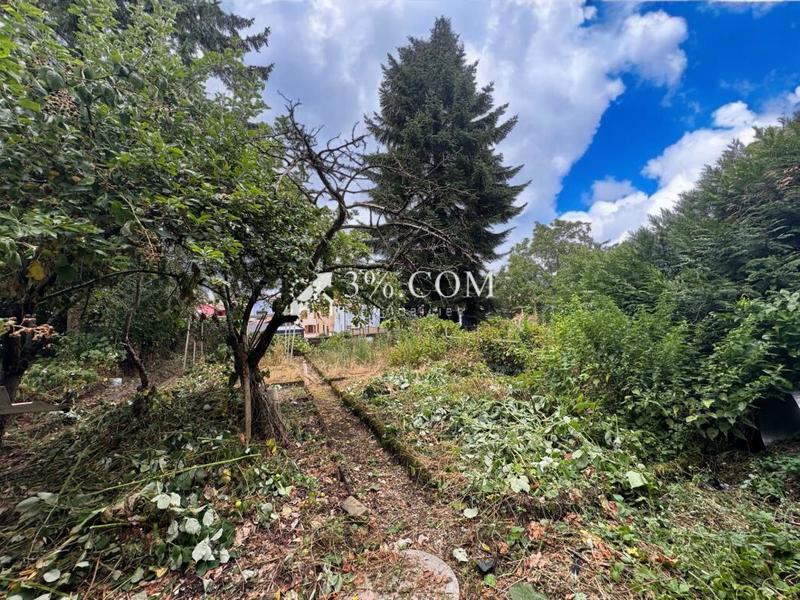 Maison - 223 m² - 7 pièces