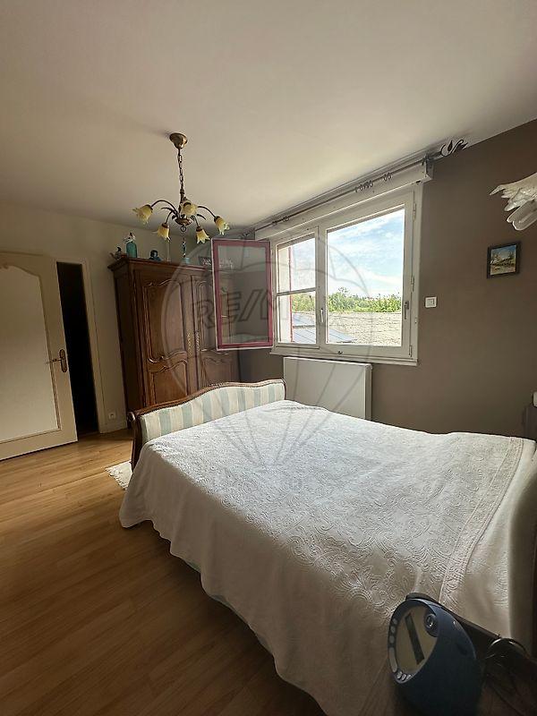 Maison - 174 m² - 6 pièces