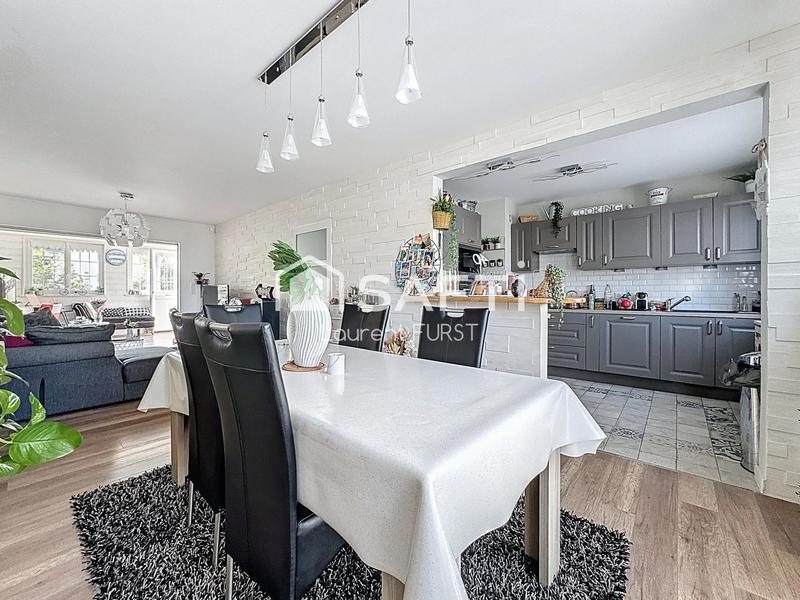 Maison - 115 m² - 6 pièces