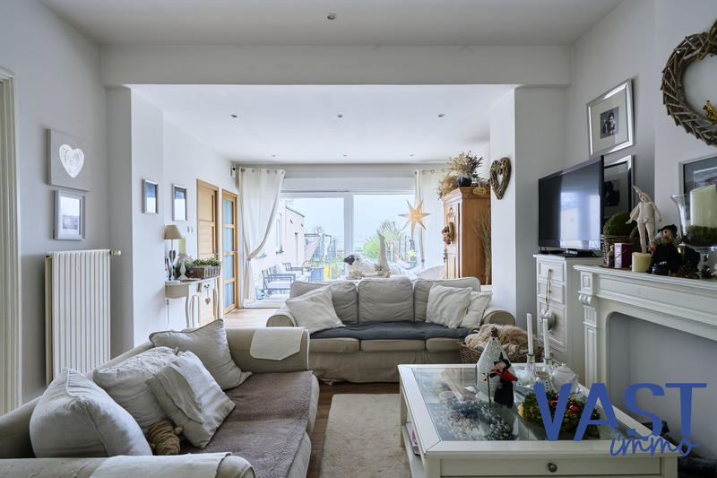 Maison - 135 m² - 5 pièces