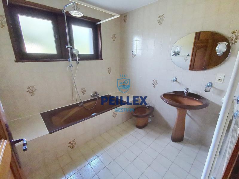 Maison - 97 m² - 4 pièces