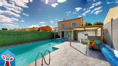 Maison - 102 m² - 5 pièces