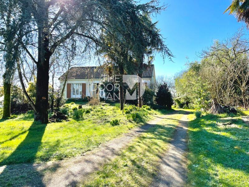 Maison - 90 m² - 5 pièces