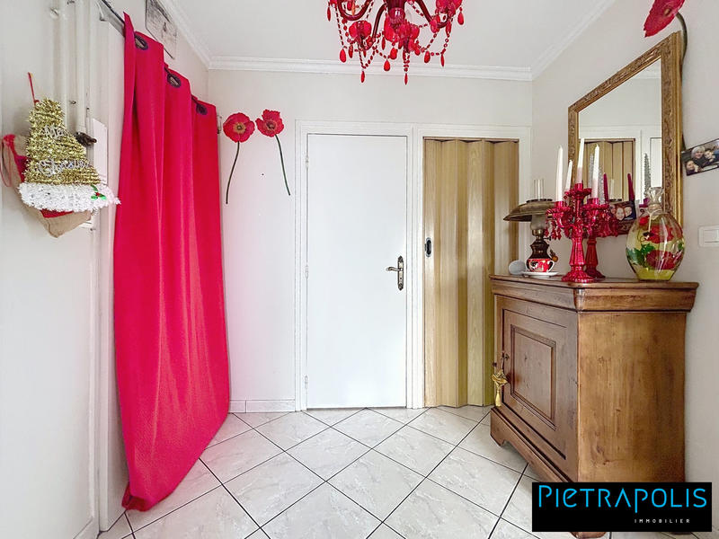 Appartement - 56 m² - 3 pièces