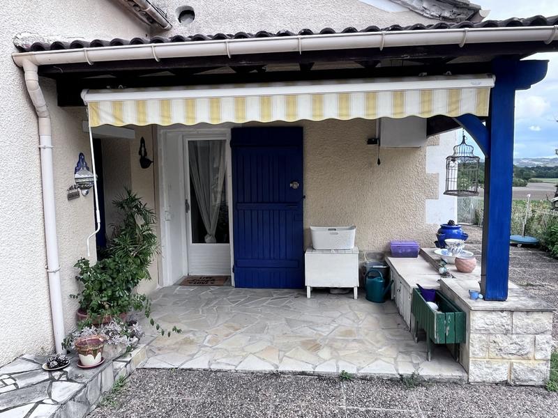 Maison traditionnelle - 151 m² - 6 pièces