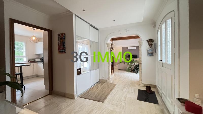 Maison traditionnelle - 160 m² - 7 pièces