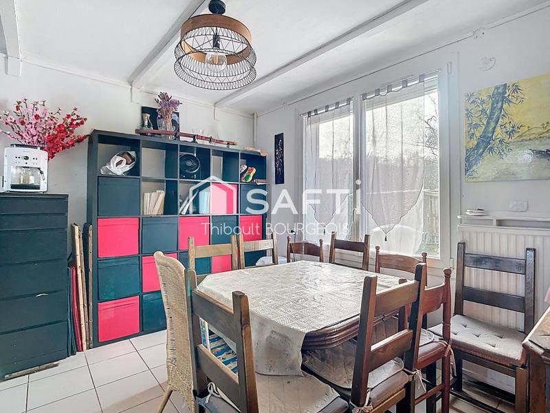 Maison - 77 m² - 5 pièces