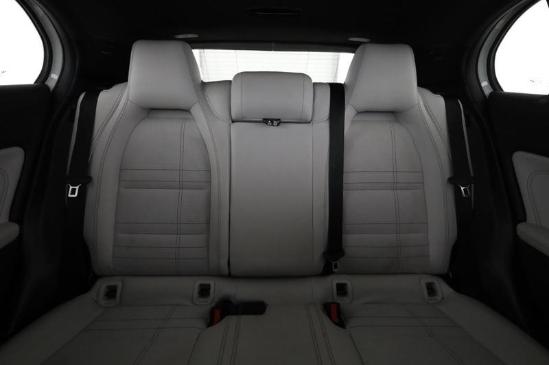 Mercedes Gla 180 Sensation 122 ch