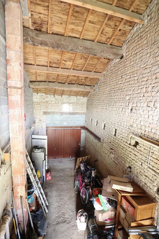 Maison - 207 m² - 7 pièces