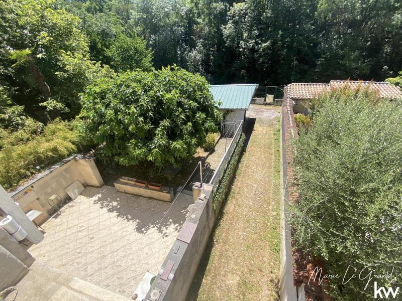 Maison - 184 m² - 7 pièces