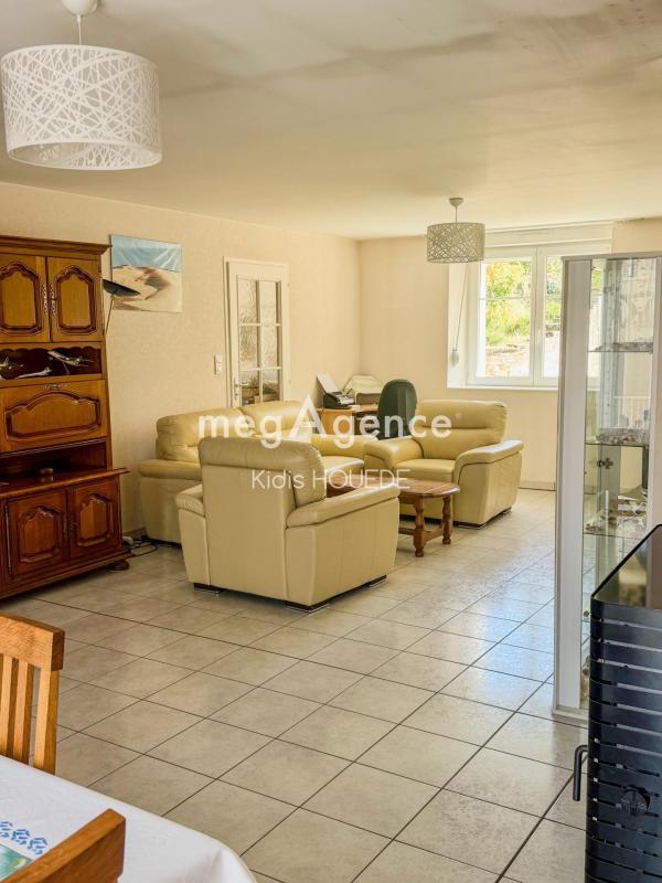 Maison - 161 m² - 5 pièces