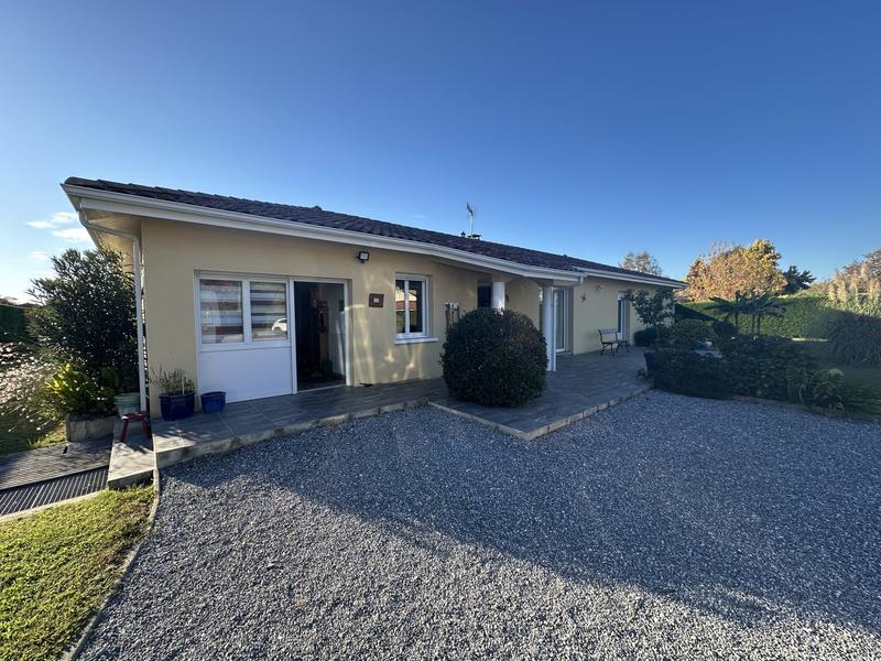 Maison contemporaine - 147 m² - 8 pièces