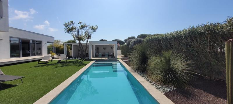 Villa - 312 m² - 7 pièces