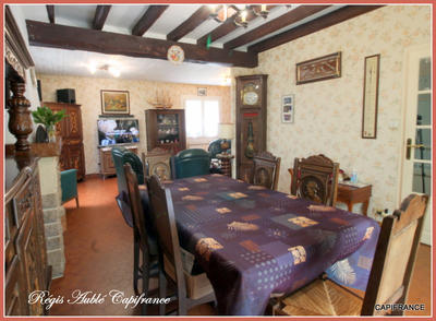 Maison - 95 m² - 5 pièces