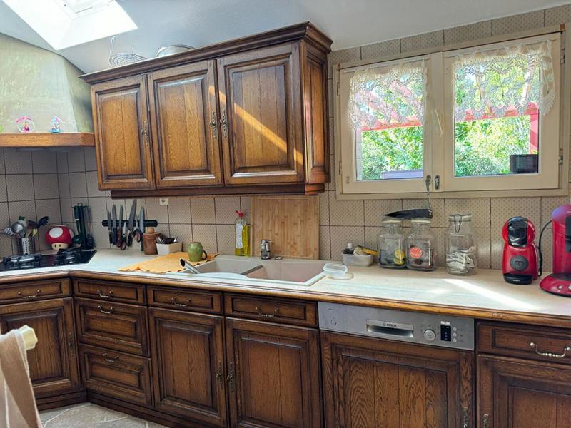 Demeure - 190 m² - 6 pièces