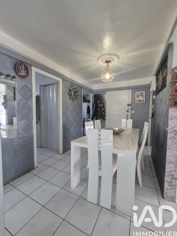 Appartement - 80 m² - 4 pièces