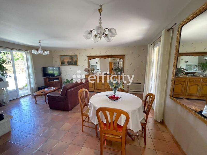 Maison - 97 m² - 4 pièces