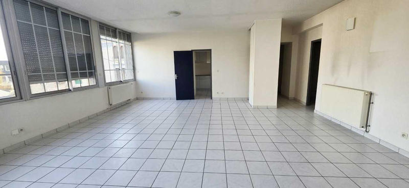 Appartement - 162 m² - 6 pièces