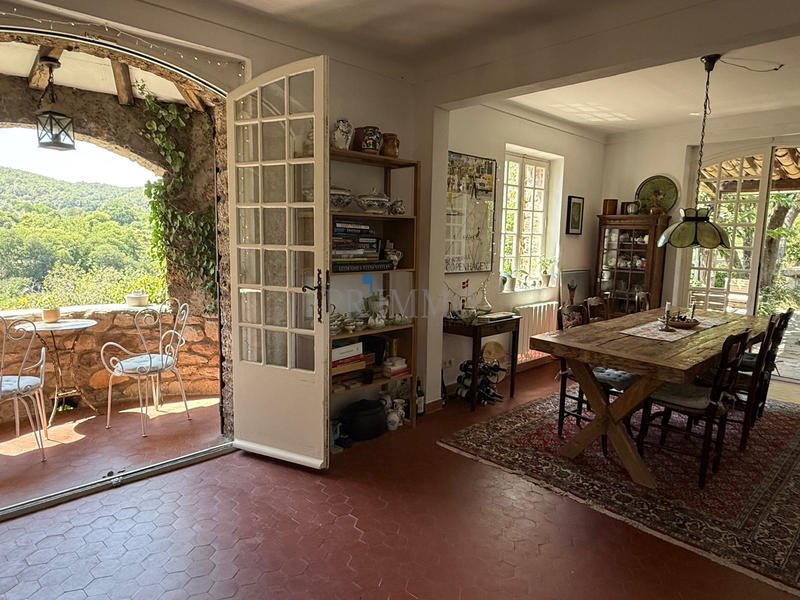 Maison - 135 m² - 5 pièces