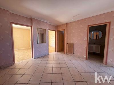 Appartement - 84 m² - 4 pièces